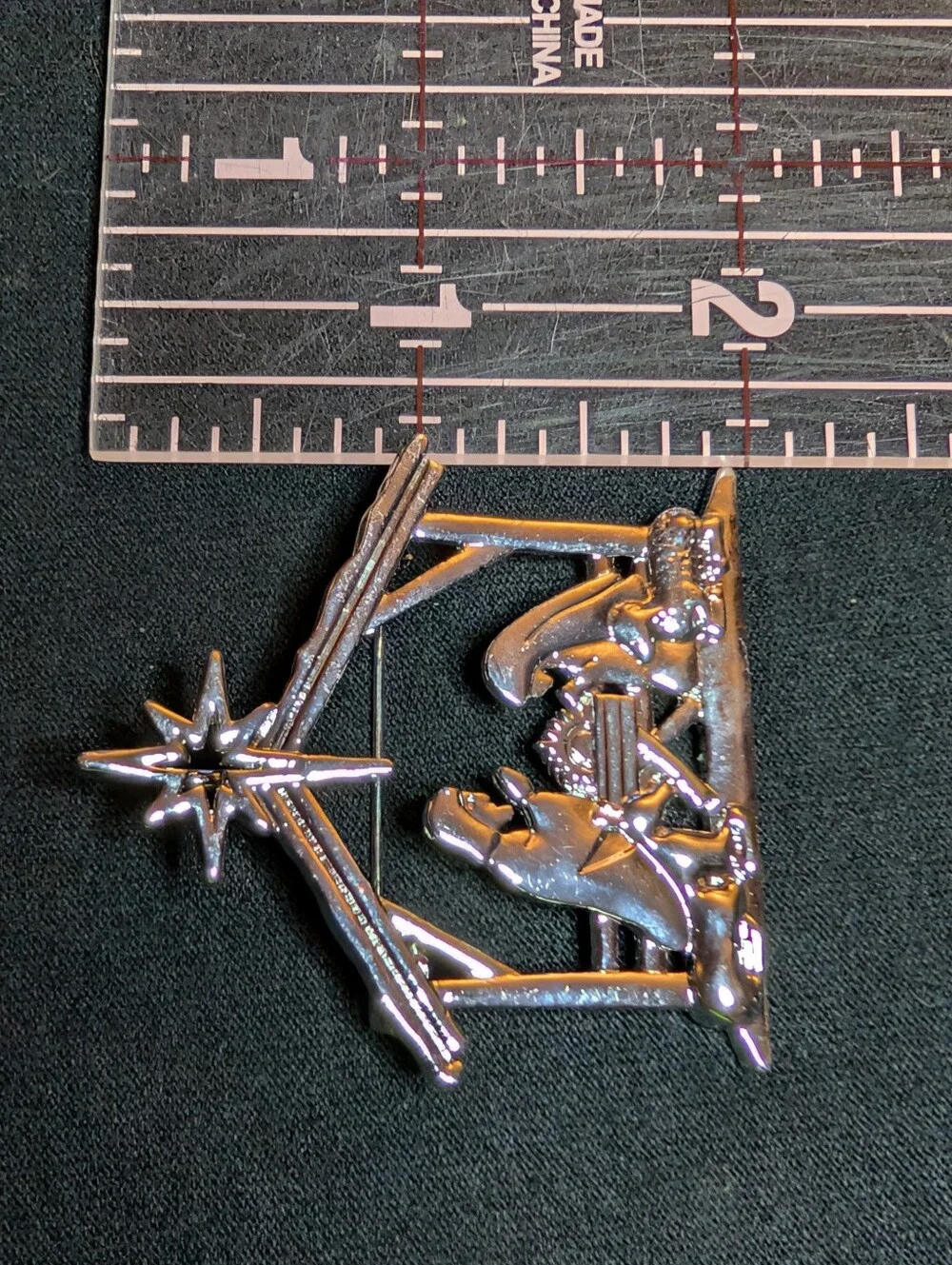 Silver Nativity Scene Brooch Pin - Holiday